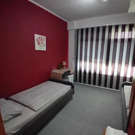 Guest house Pansion San *